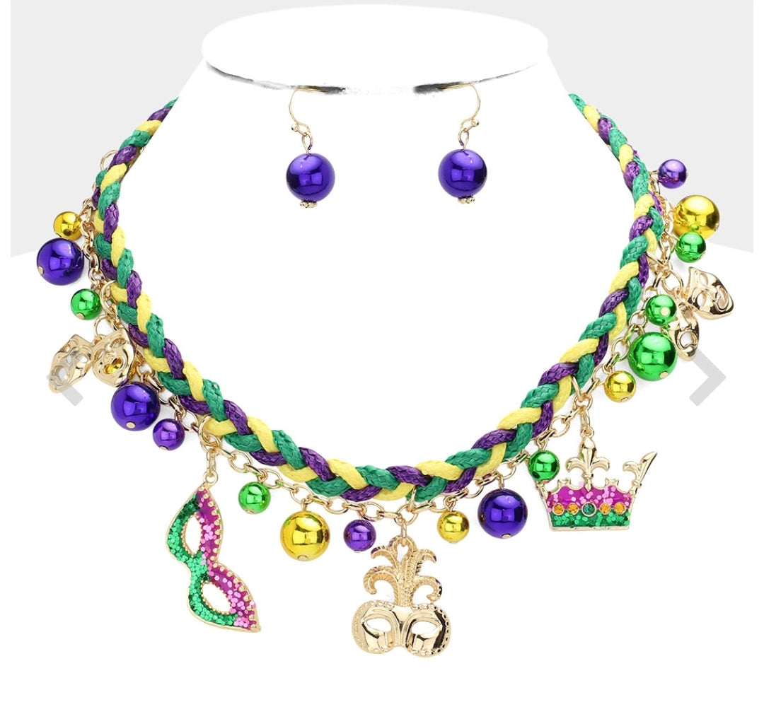 Lundi Gras (Masks)